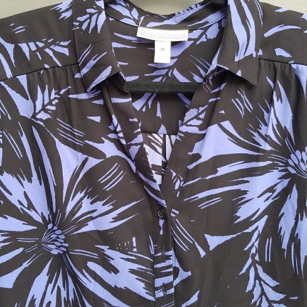 Dana Buchman Black Blue Floral Blouse size Medium - Picture 11 of 12